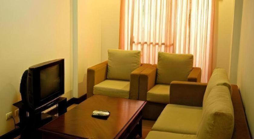 D' Leonor Hotel Davao Zewnętrze zdjęcie