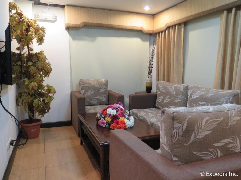 D' Leonor Hotel Davao Zewnętrze zdjęcie